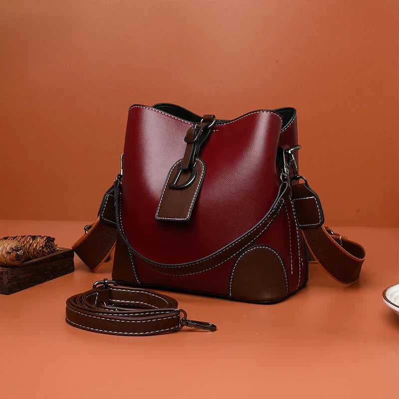 Leather Niche Women's Shoulder Bag