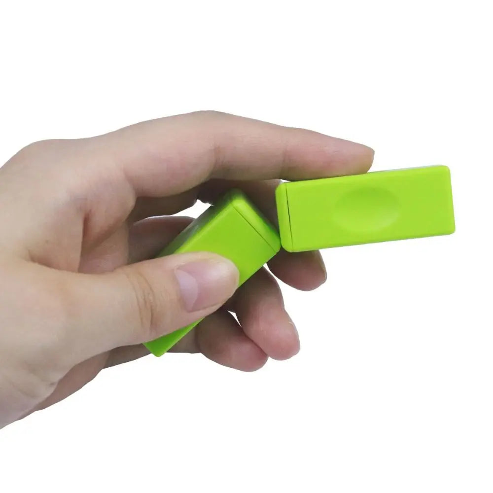 Magnetic building blocks bounce bricks
