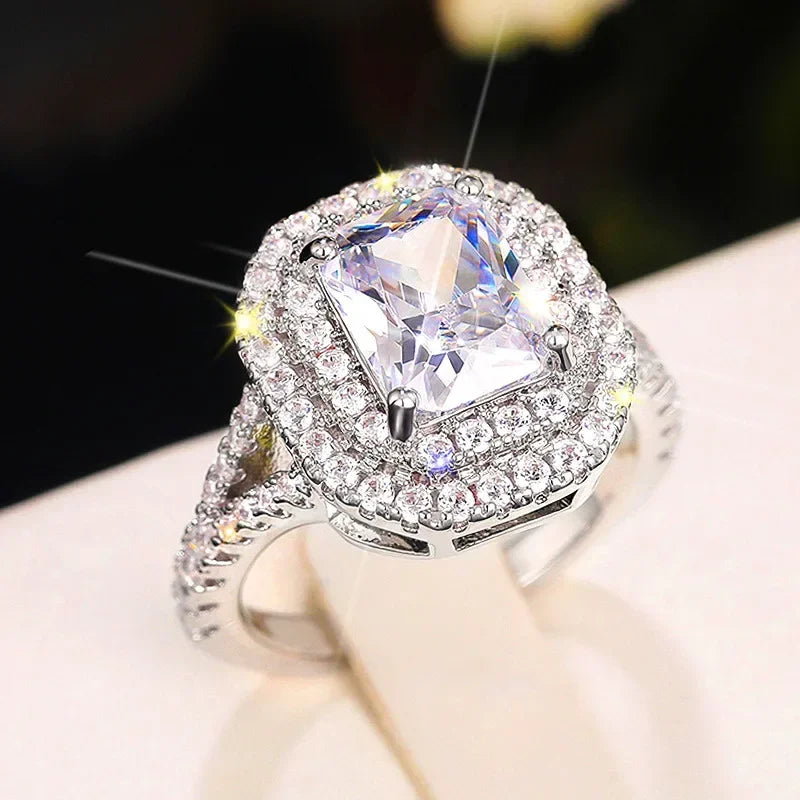 💍3 Carat Super Sparkling zircon Ring